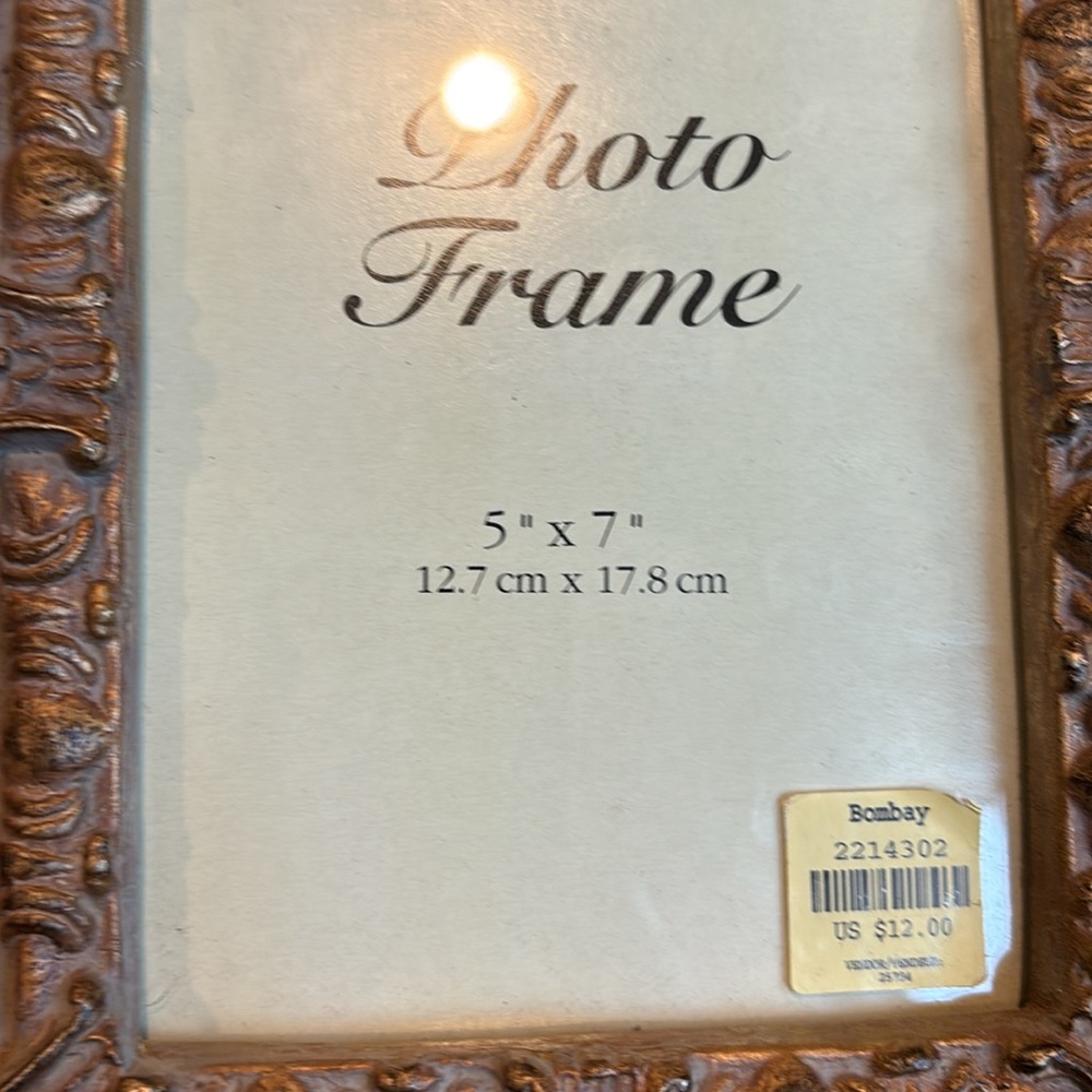 NWT Vintage Bombay company Gold ornate imperial Chunky Picture Frame 5 x 7 - Picture 5 of 8